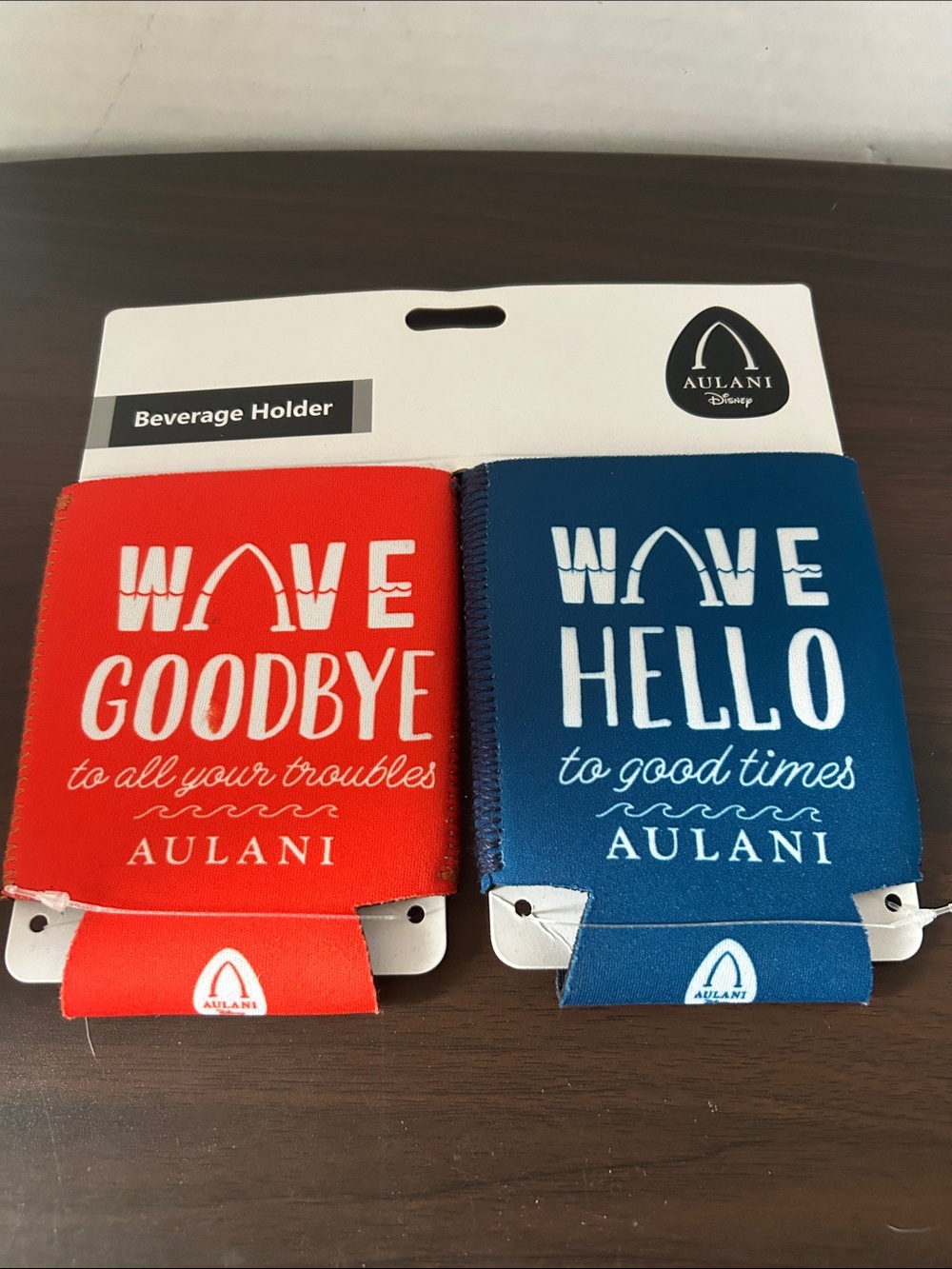 DISNEY Aulani 'Wave Hello / Wave Goodbye' Beverage Holders - Red & Blue